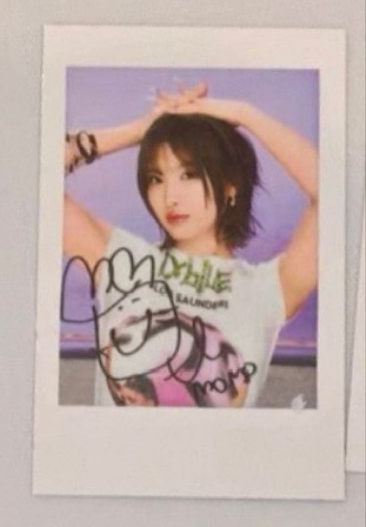 TWICE モモ 10周年 yizhiyu yzy1.0 当選者限定トレカ