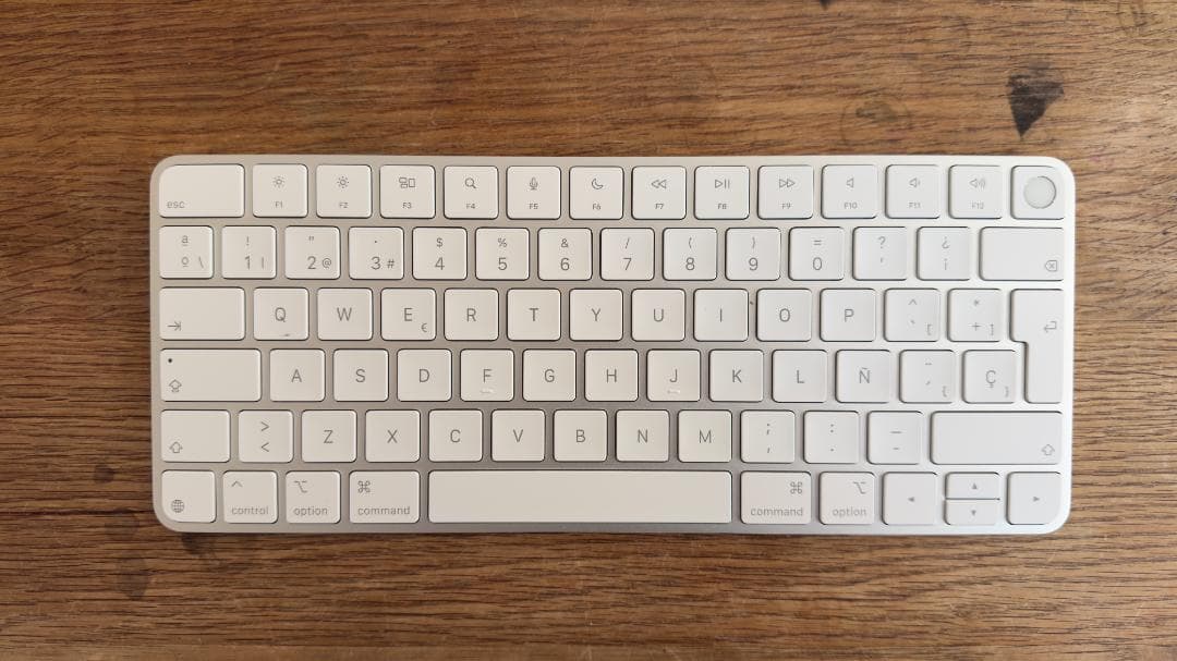 Apple Magic Keyboard TouchID スペイン配列