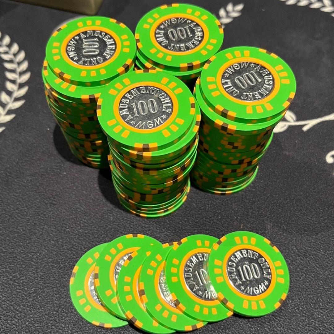 24 MGM社正規品 カジノチップ 86枚 100$ ポーカーチップ  H26年