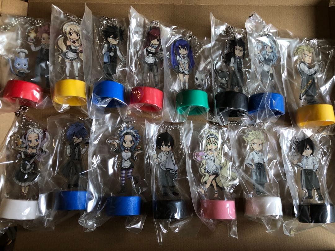 フェアリーテイル アクリルスタンド 15体セットボトルキャップ　ナツ