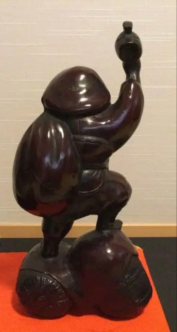 大黒さん大きくて、重たいです。