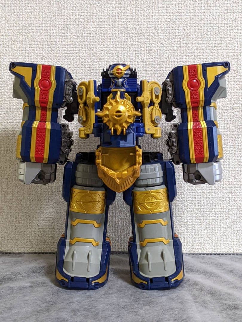 魔法戦隊マジレンジャー 魔法鉄神DXトラベリオン - メルカリ