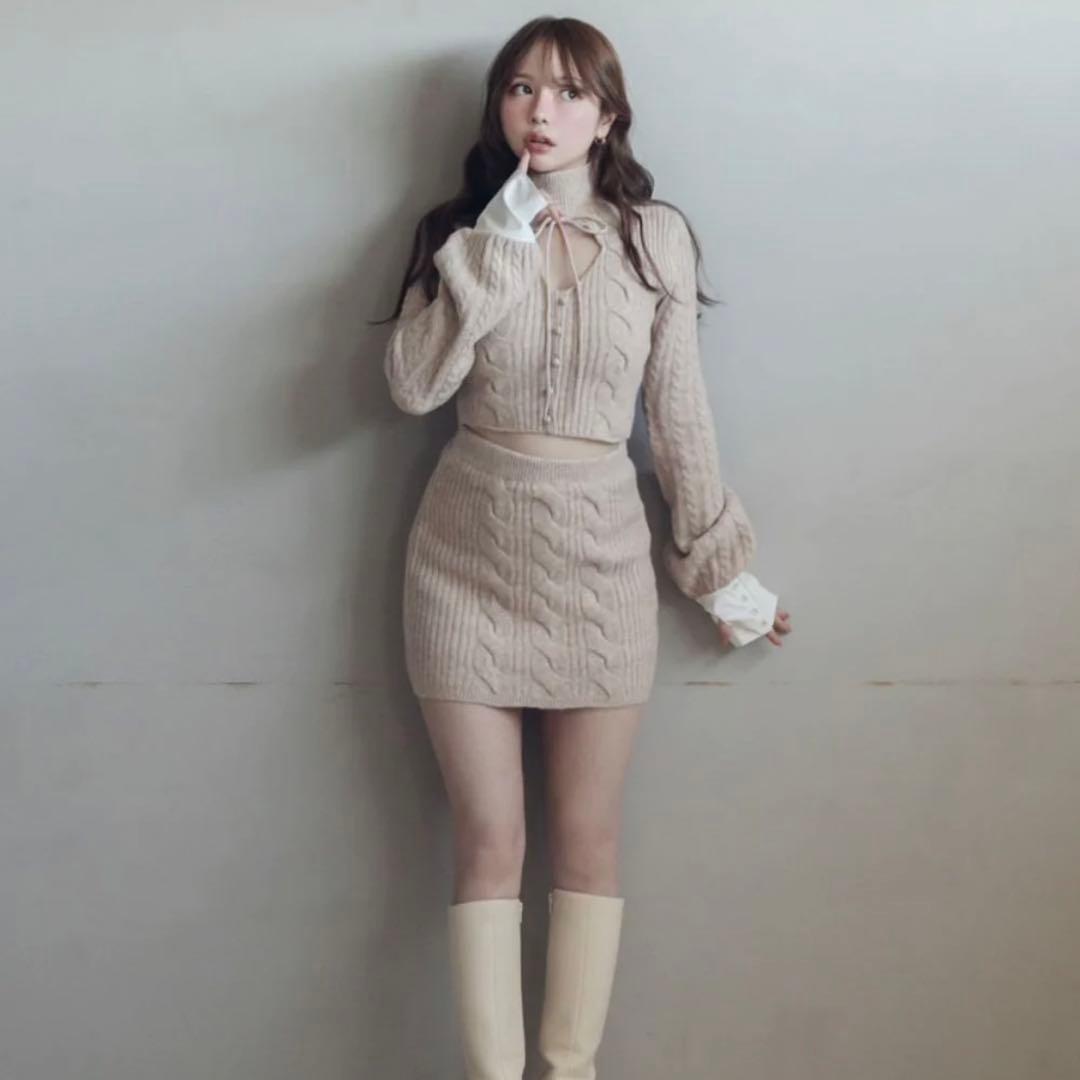 ANDMARY ヴィヴィアンニットリボントップス