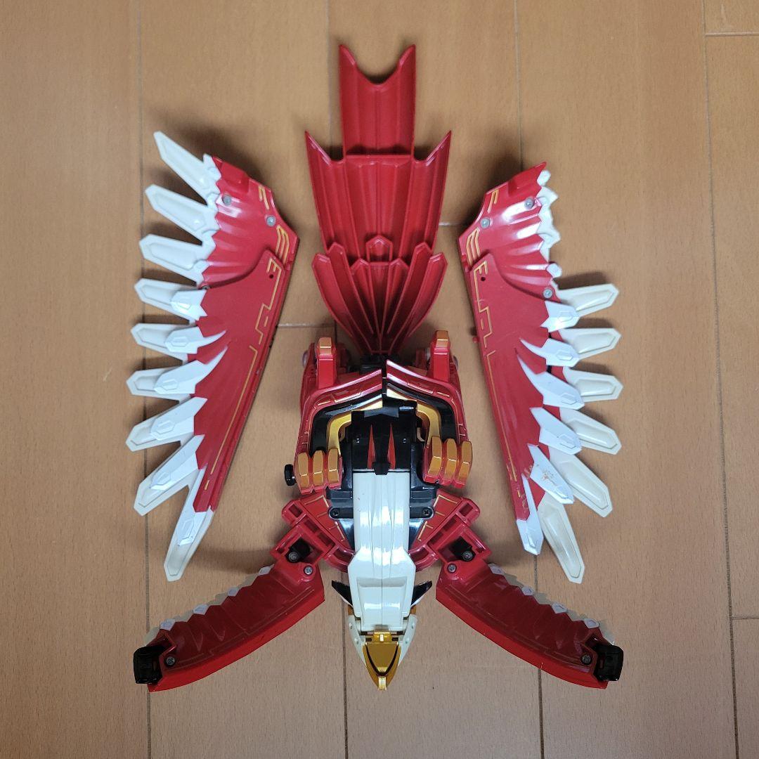 M*S様 百獣戦隊ガオレンジャー ガオファルコン 可動式翼の赤い鳥型