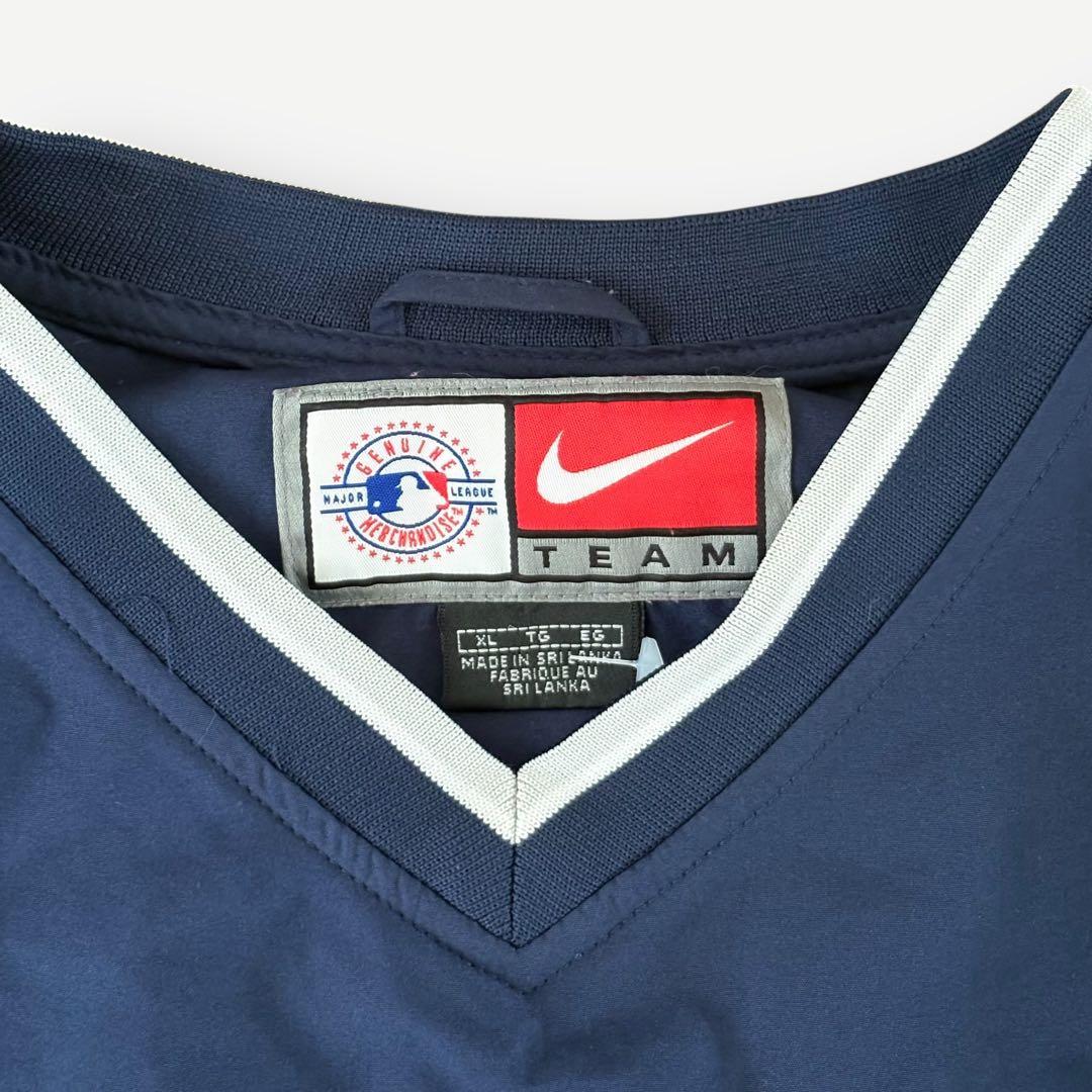 00s古着】ニューヨークヤンキース ナイキ製 オフィシャルナイロンプル