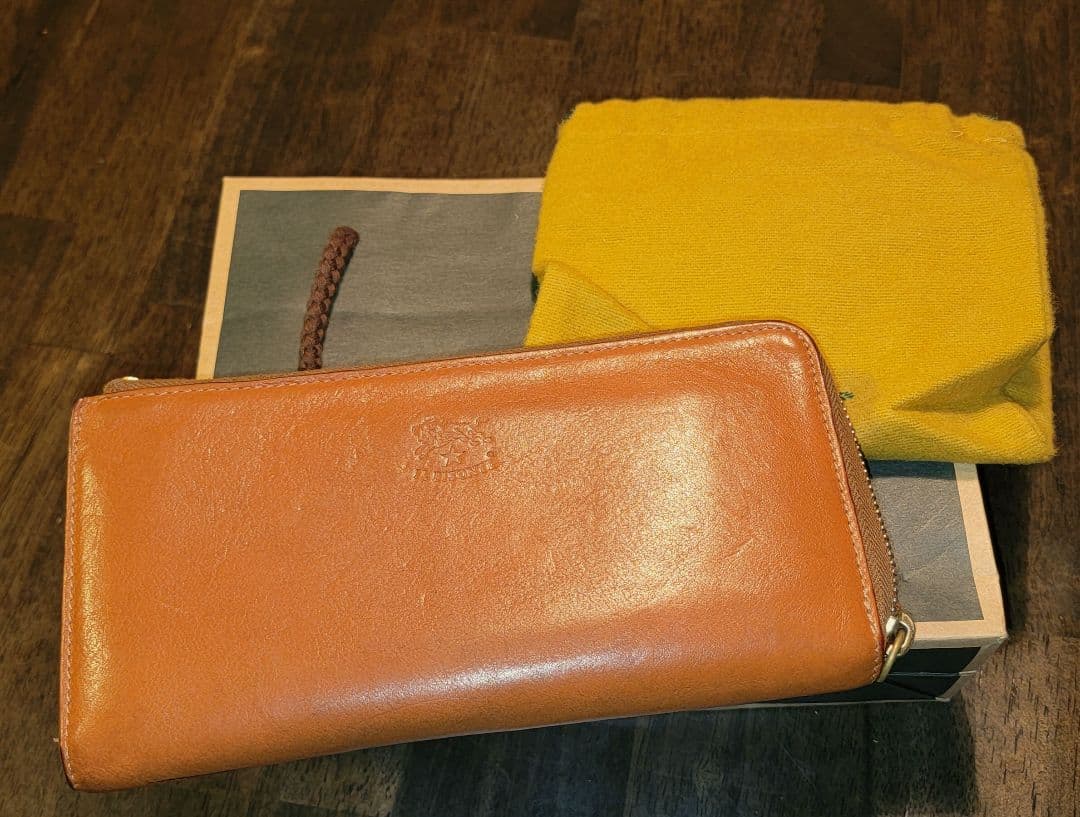 イルビゾンテ IL BISONTE 長財布 L字ファスナー