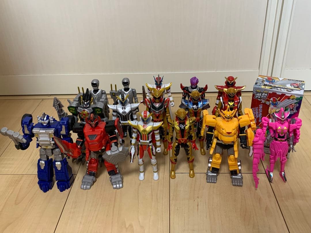 勇動 機界戦隊ゼンカイジャー 16体 組立済み 未開封品 一部箱有
