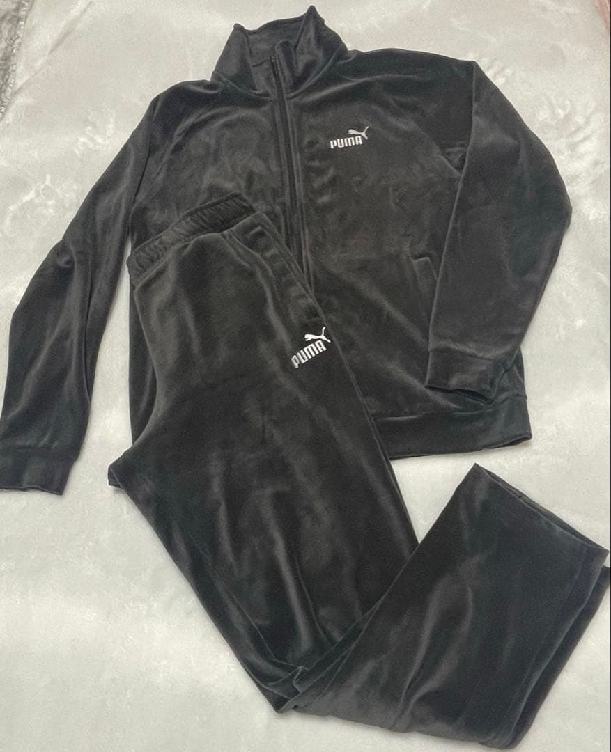 PUMA プーマベロアトラックジャケットセットアップ,(M & XL) PUMA（プーマ）の「PUMA/プーマ ベロアトラックジャケット