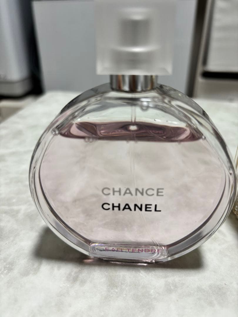 CHANEL CHANCE 香水 淡いピンク チャンス オー タンドゥル オードゥ パルファム（ヴァポリザター