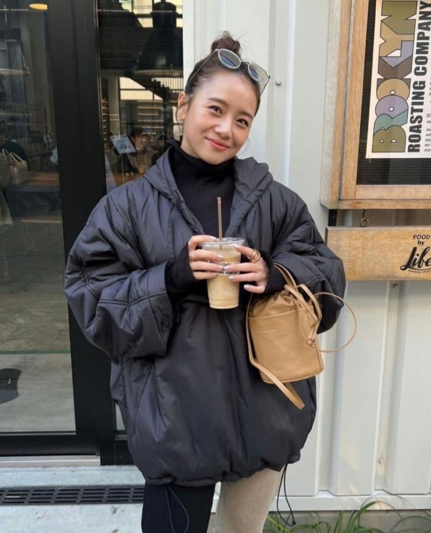 ザハイライツ THEHIGHLIGHTS ダウンジャケット 黒　2　マチャット ザハイライツ THEHIGHLIGHTS ダウンジャケット 黒 2 マチャット - メルカリ