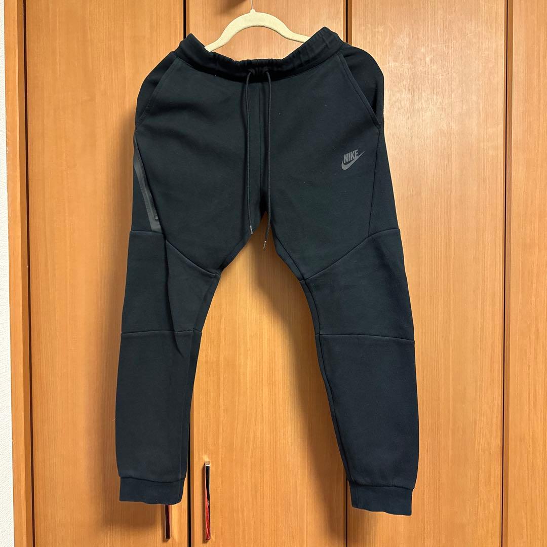 Nike テックフリースジョガーパンツブラックS廃盤品ナイキ - メルカリ