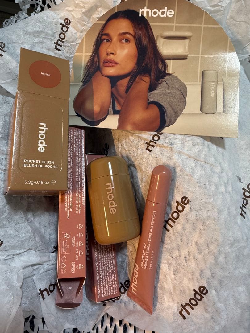 Rhode リップティント toast