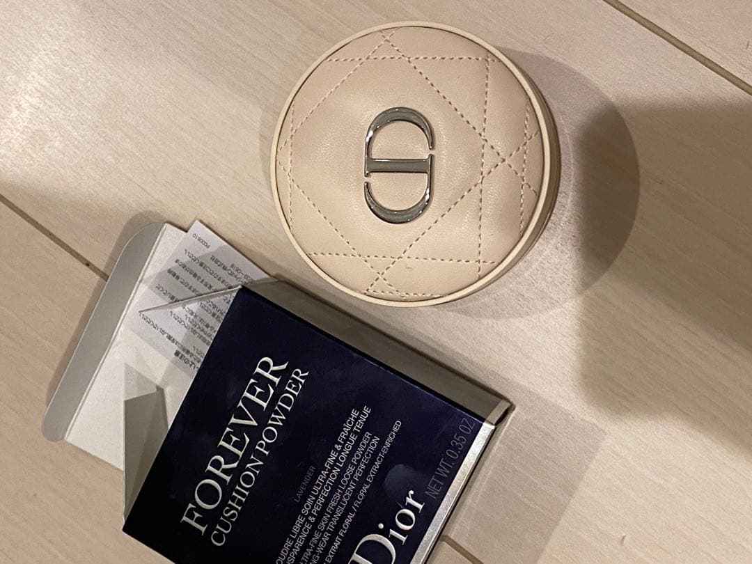 フェイスパウダー Dior FOREVER CUSHION POWDER 10g