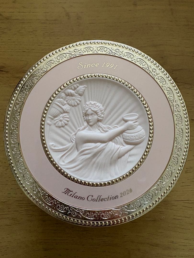 ミラノコレクション2026 フェイスパウダー