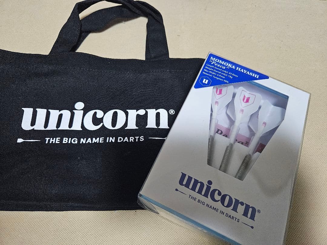 林桃加選手 Pesca unicorn ダーツ　ダーツバッグ付き