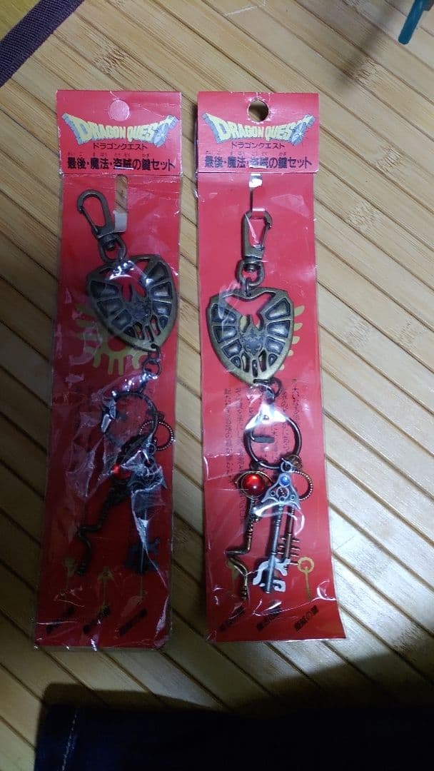 ドラゴンクエスト キーホルダー2個セット ドラゴンクエスト 立体シリコン モンスターキーホルダー ～スラミチが