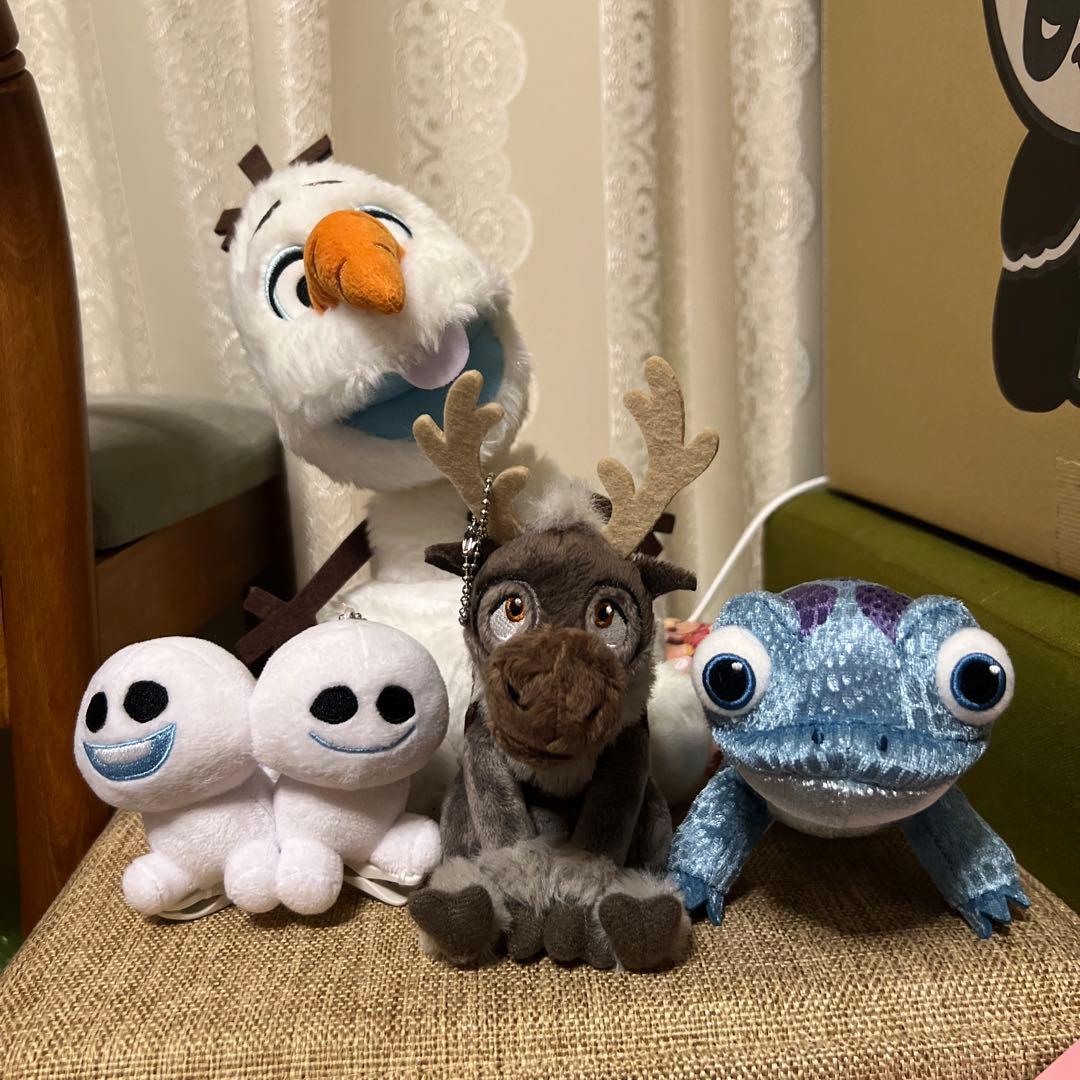 アナ雪　 ぬいぐるみ4体セット 公式】ぬいぐるみセット｜おすすめグッズ | 東京ディズニーリゾート