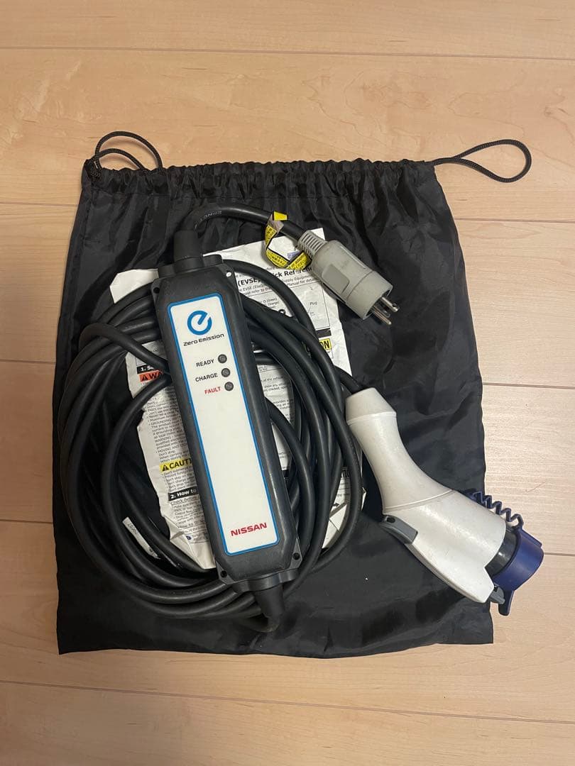 日産 純正リーフ 充電ケーブル　新品