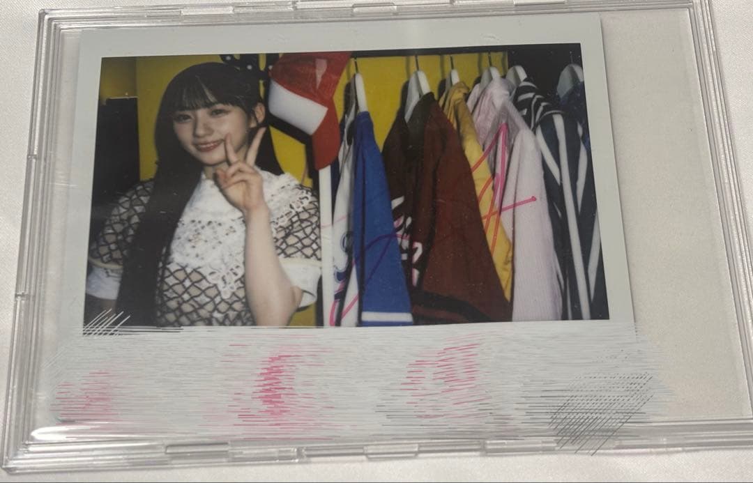 乃木坂46　川﨑桜　直筆サイン入りチェキ