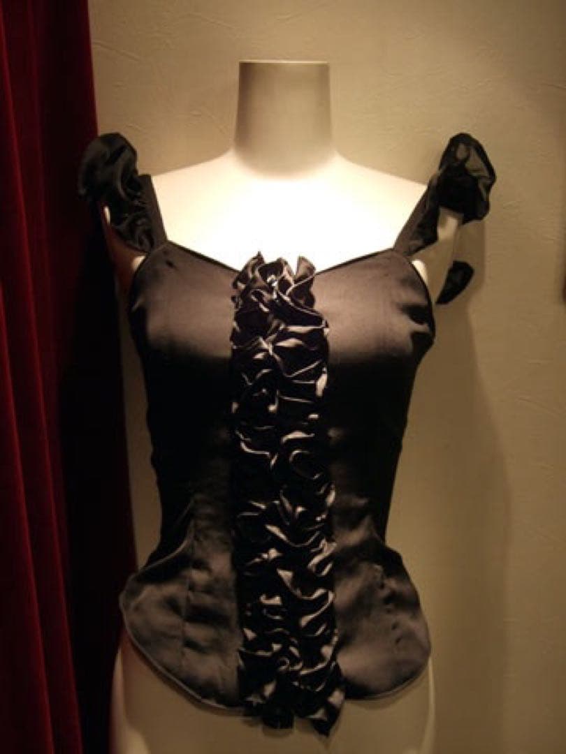 Na+h フリルキャミソール