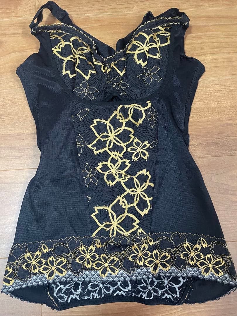 マルコ補正下着 ヴァンセサクラ 限定色 ボディシェイパー C80LL マルコ公式｜Belleages Avance Sakura(サクラ) 大人の女性のための補整