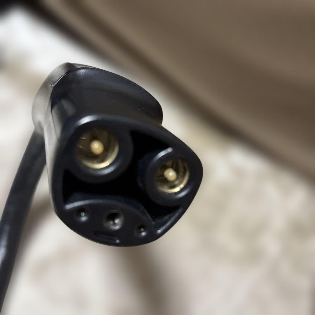 超美品】テスラ チャデモアダプター TESLA CHAdeMO（箱無し） - メルカリ