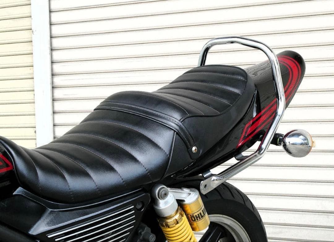 ゼファーχ　黒皮　タックロールシート/④取付参考画像有 あんこ抜き 完成品