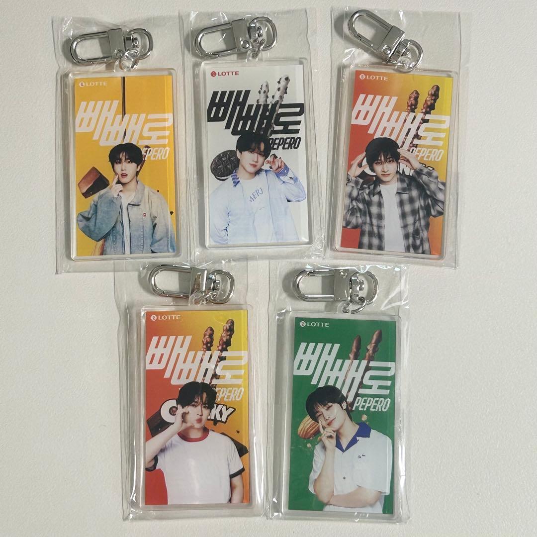 stray kids ペペロ キーリング 5種 限定Stray Kidsパッケージのペペロが入荷いたしました🫶🍫😍 🩵8/2(土