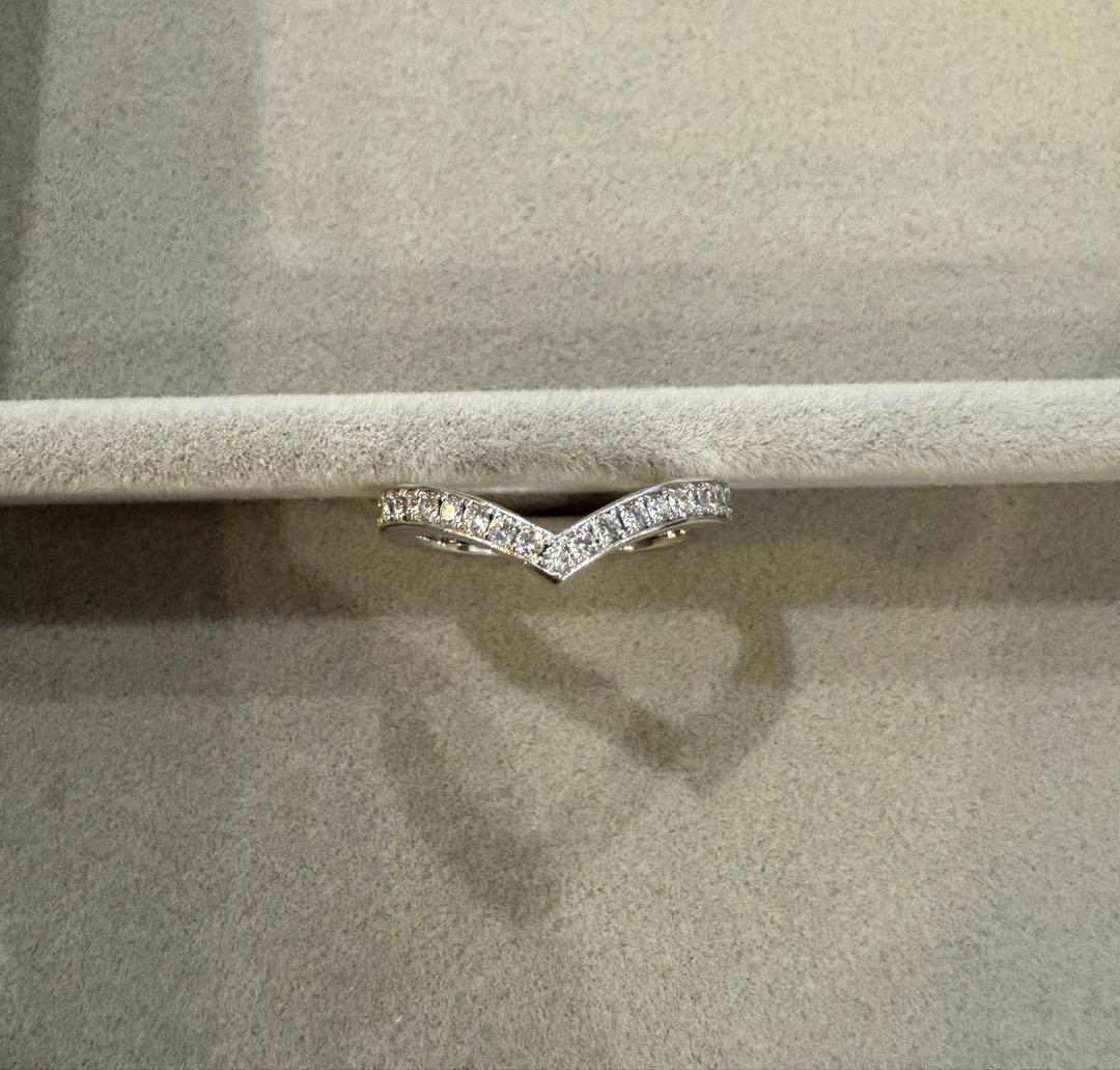ノーブランド　K18 ホワイトゴールド　V字ダイヤリング　指輪　4g 0.3ct