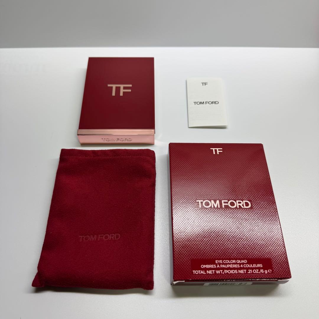 トムフォード アイカラークォード ボディヒート ロストチェリーデザイン