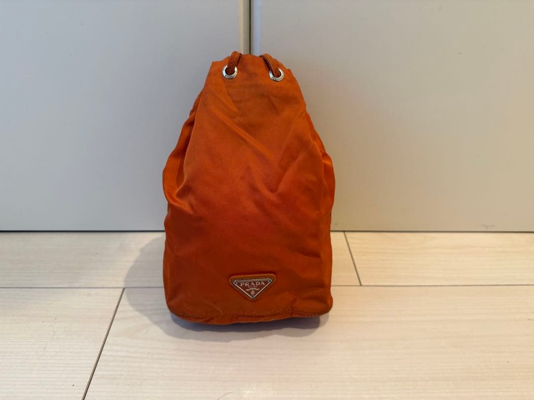 PRADA 巾着ポーチ