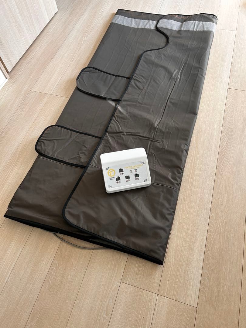 耳ツボジュエリーM-Style です！FORTUNA ヒートマット