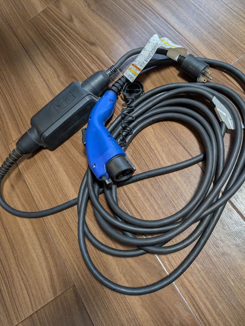 プリウス PHV 純正 充電ケーブル