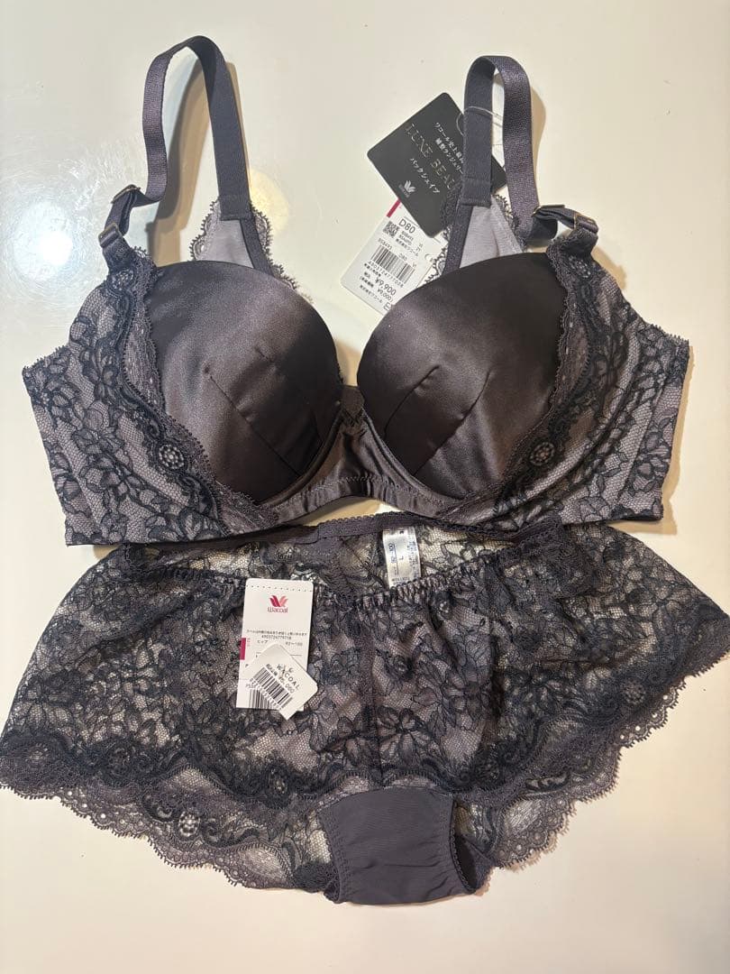 ワコール史上最高メイクの補正ランジェリーセットD80-L◆定価14,960円