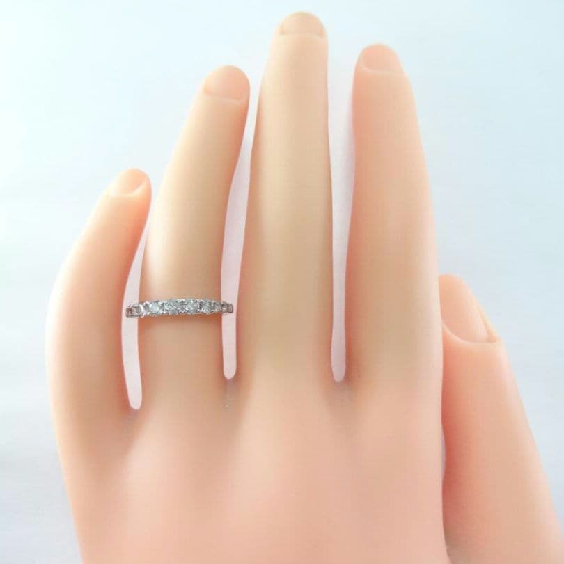 【美品】0.50ct　ダイヤモンド　ハーフエタニティ　リング　プラチナ