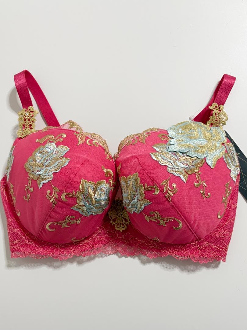 新品　ワコールサルート　BTJ473　73グループ　ブラジャー　Ｉ75