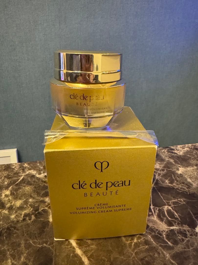clé de peau クレームヴォリュミザントS 50g