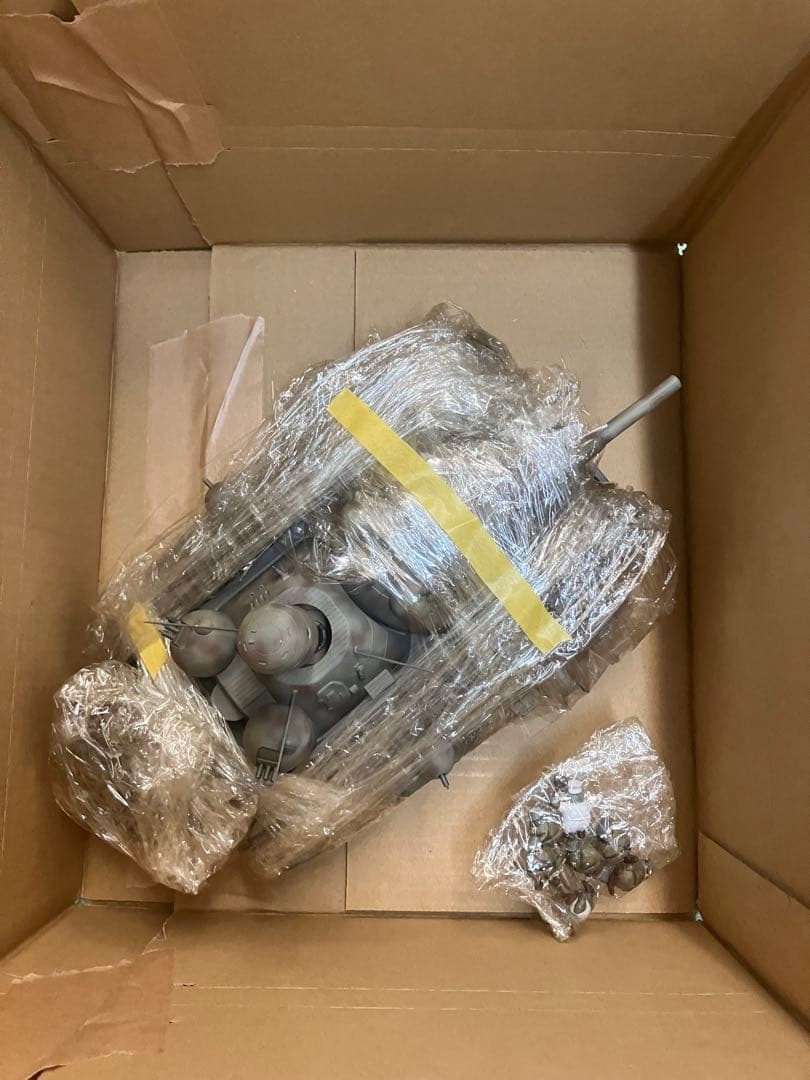 宮崎駿　悪役１号　隊員集合と多砲塔の２つ 完成品