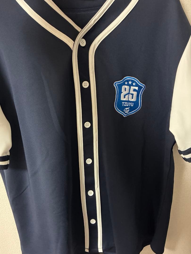 ツウィ　ユニフォーム 2026年最新】twice ユニフォーム ツウィの人気アイテム - メルカリ