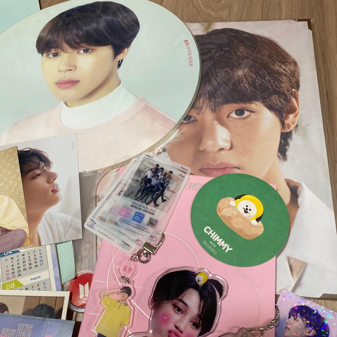 BTS グッズまとめ - メルカリ