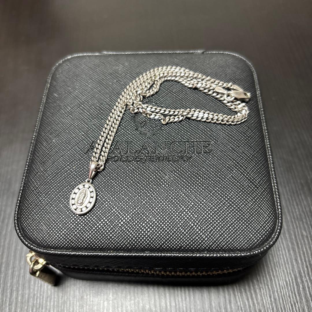 アヴァランチ　シルバー ネックレス