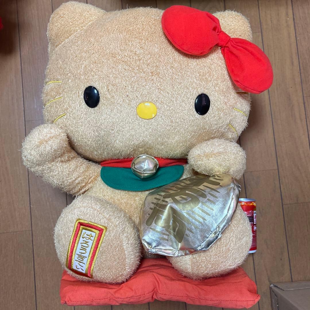 ハローキティ　ぬいぐるみ　大　招き猫　千万両　縁起物