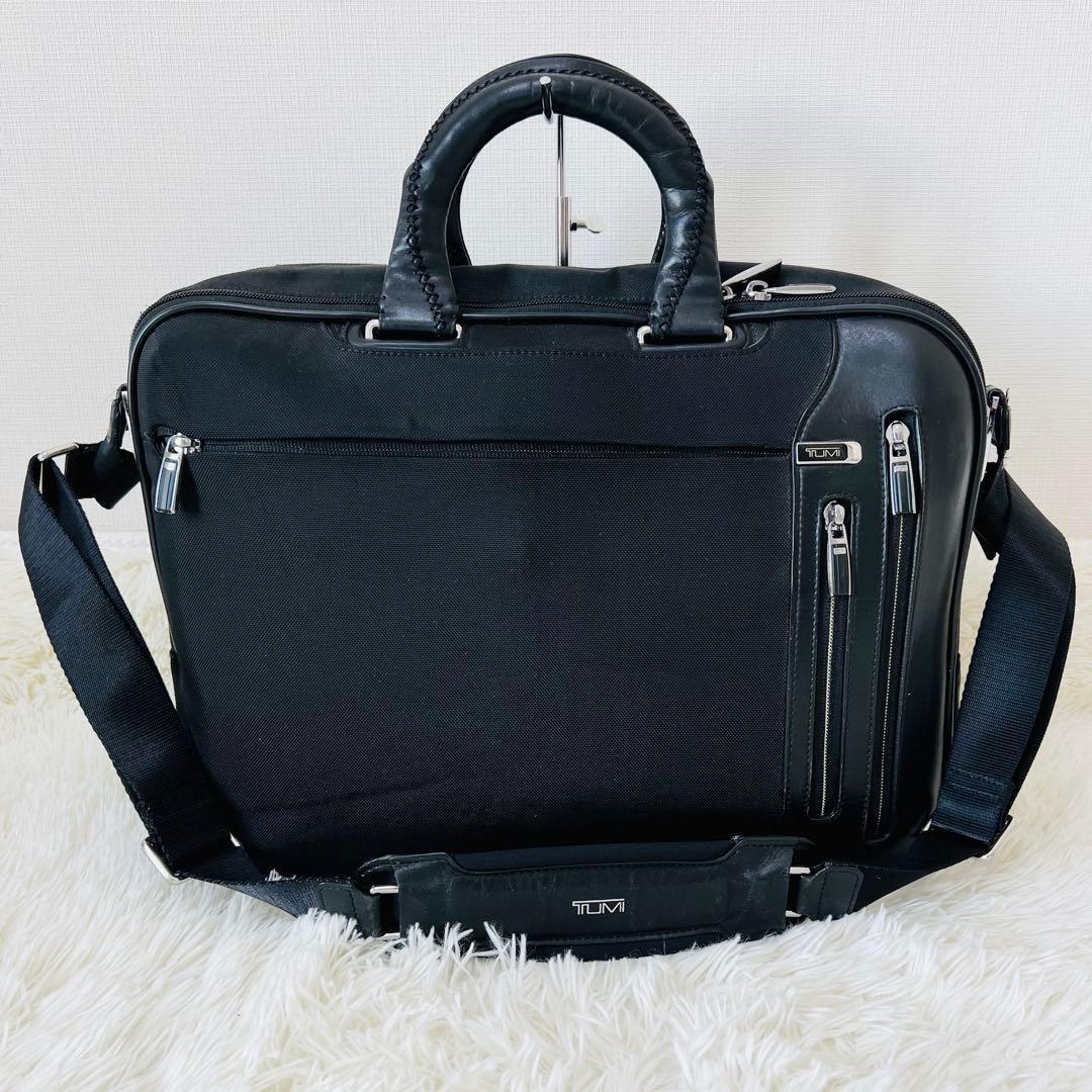 トゥミ 黒 アリーヴェ ナリタ 2way ビジネスバッグ 日本未発売 二層