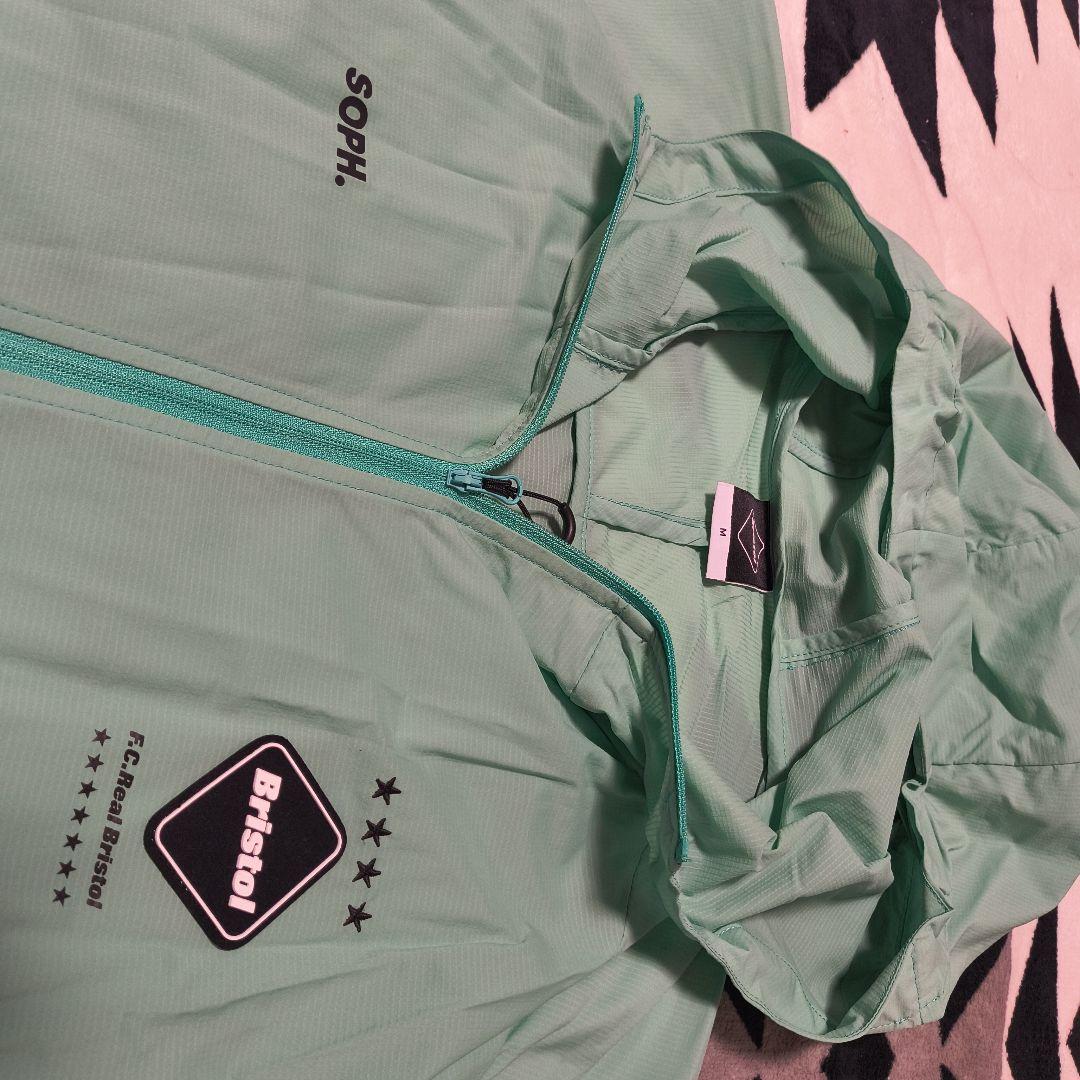 F.C. Real BristolナイロンジャケットМティファニーブルーSOPH - メルカリ