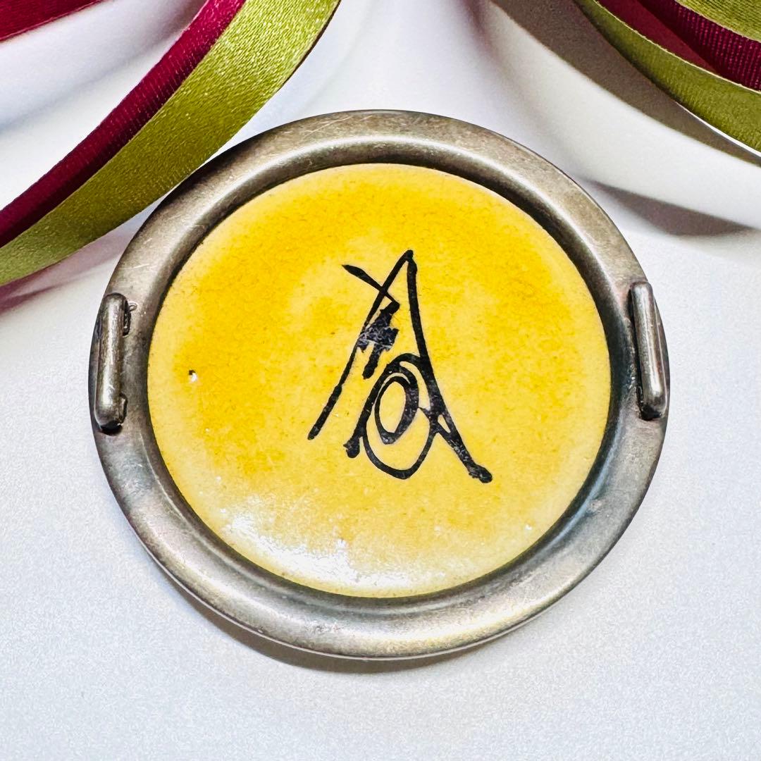 人間国宝 富本憲吉「色絵五弁花模様」帯留め 重要無形文化財 色絵磁器