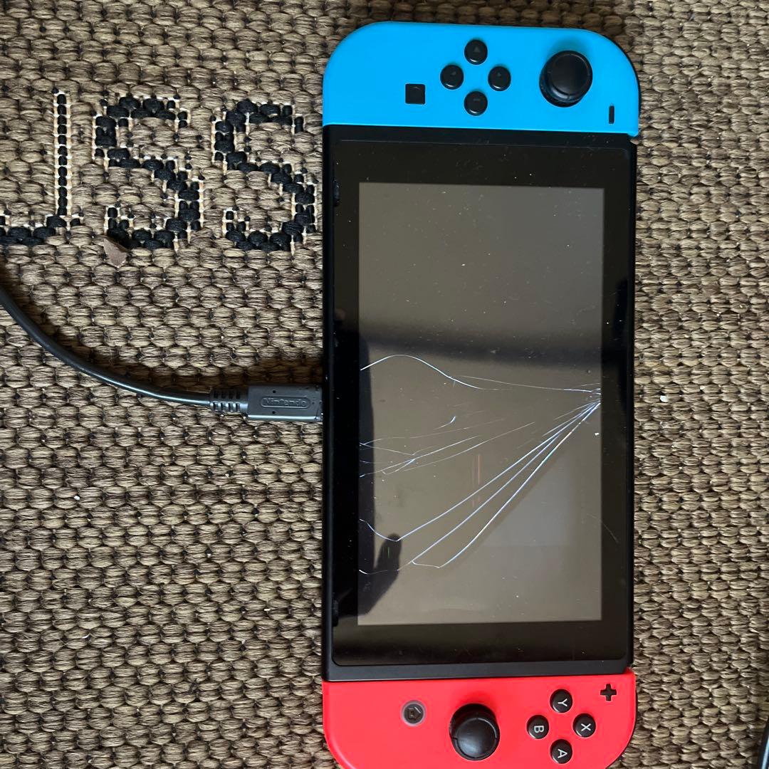 Nintendo Switch 本体 画面ひび割れジャンク品 - メルカリ