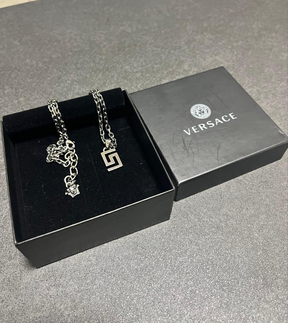 【値下げ】ヴェルサーチ　ネックレス　【箱付き】