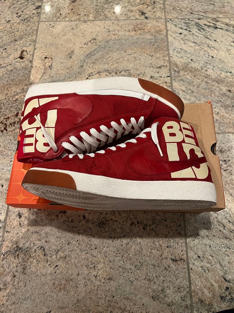 超美品2005年 NIKE BLAZER 73 ビューティフルルーザーズ - メルカリ