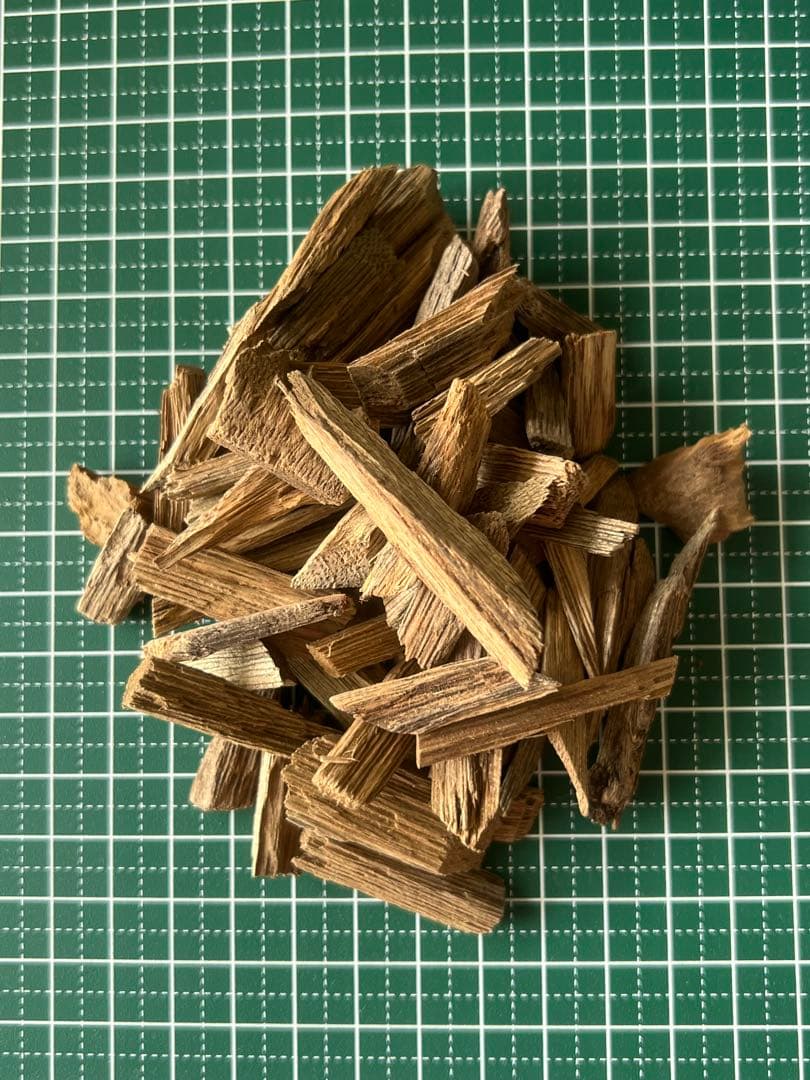 カリマンタン 沈香 香木 お香 AAA 20g