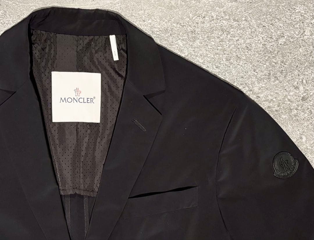 【新品同様】モンクレール ナイロン ジャケット 国内正規品